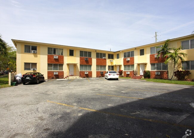 Foto del edificio - 211-215 Zamora Ave