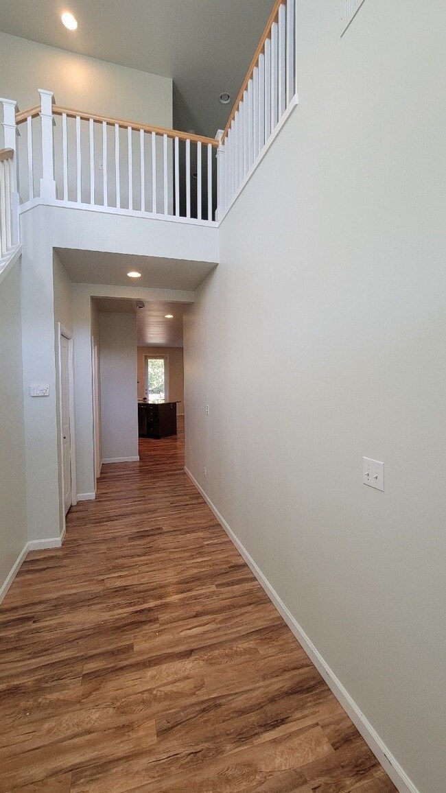 Building Photo - 1811 77th Ave SE