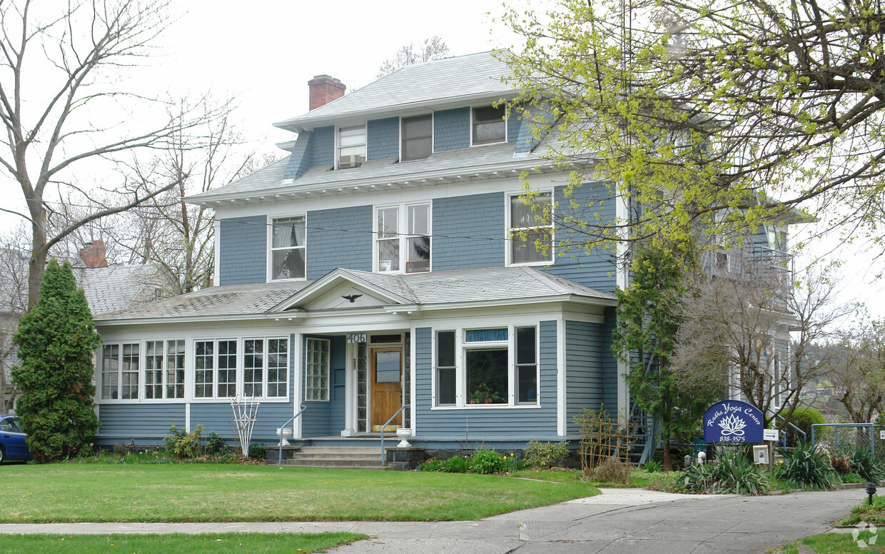 Primary Photo - 406 S Coeur D'alene St