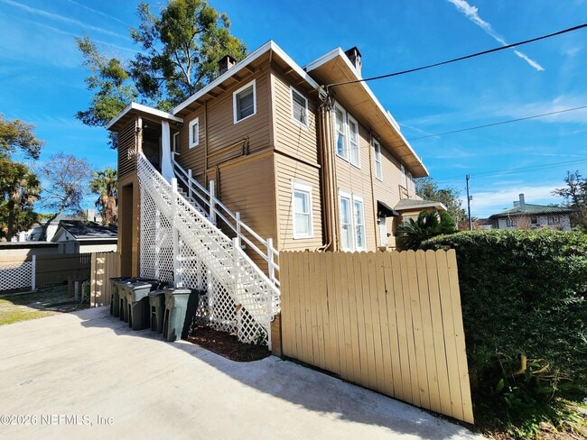 Building Photo - 1719 Aberdeen St