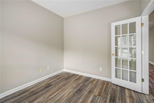 Building Photo - 320 Pintail Ct