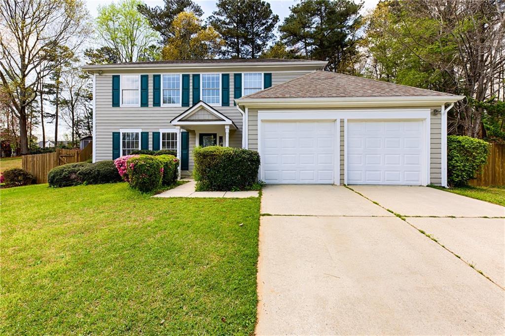 Primary Photo - 215 Douglas Fir Ct
