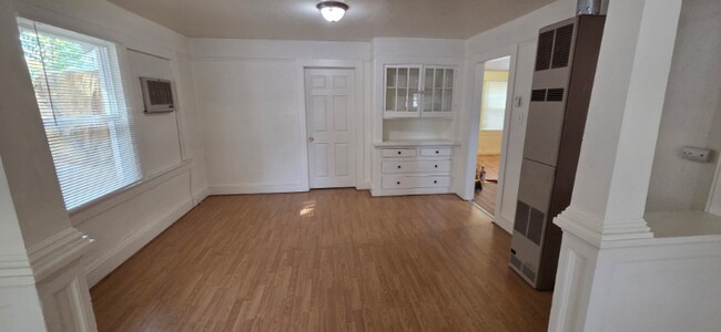 Foto del edificio - 1500 Pomona Ave