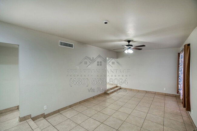 Building Photo - 1814 W Frier Dr
