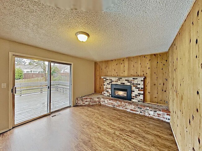 Building Photo - 2738 SW 323rd St