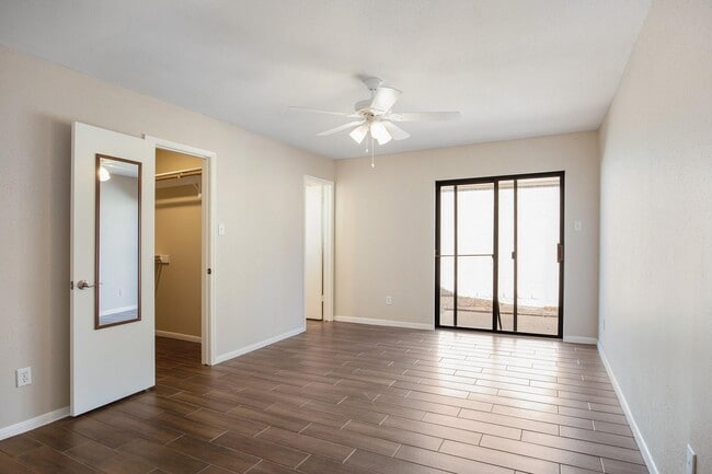 Foto del edificio - 18522 Glen Briar Ln