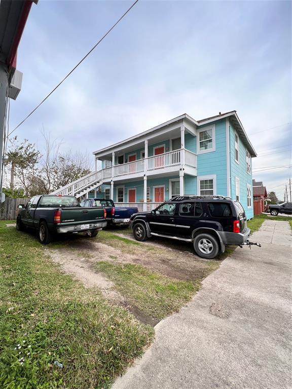 2512 39th St Unit 2, Galveston, TX 77550 Room for Rent in Galveston