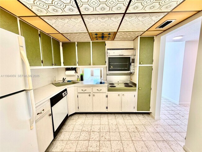 Foto del edificio - 1410 S Ocean Dr