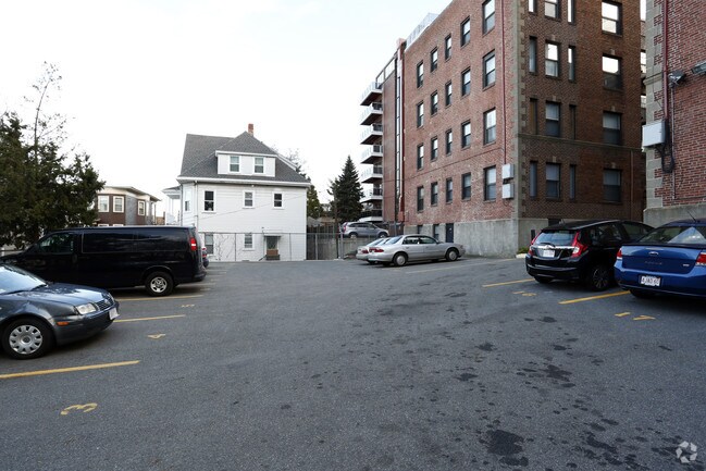 Building Photo - Somerville Apartments
