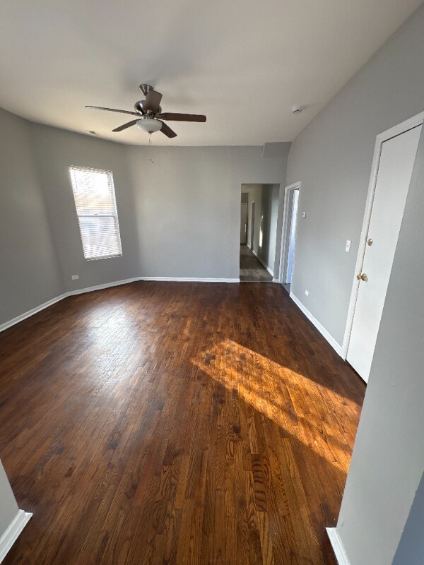 Foto del edificio - 7314 S Kenwood Ave