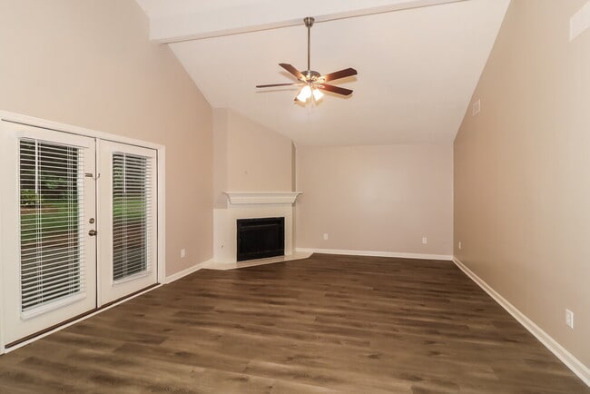 Foto del edificio - 4770 Millbank Ct