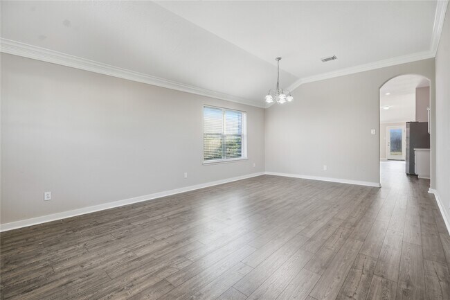 Building Photo - 2249 Waxwing Dr