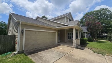 Building Photo - 15815 Stiller Park Dr