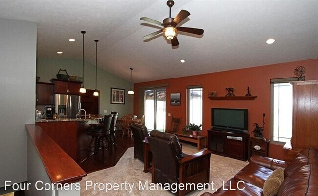 Foto del edificio - 4 br, 2.5 bath House - 9130 Mustang Drive