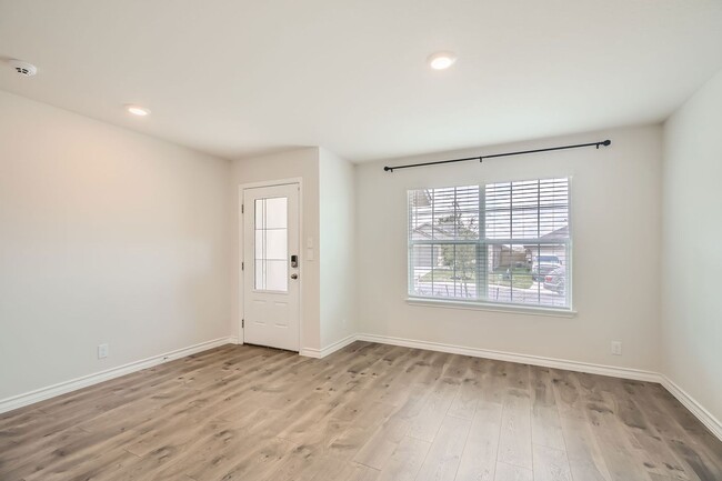 Building Photo - First time rental! $250 off the first mont...