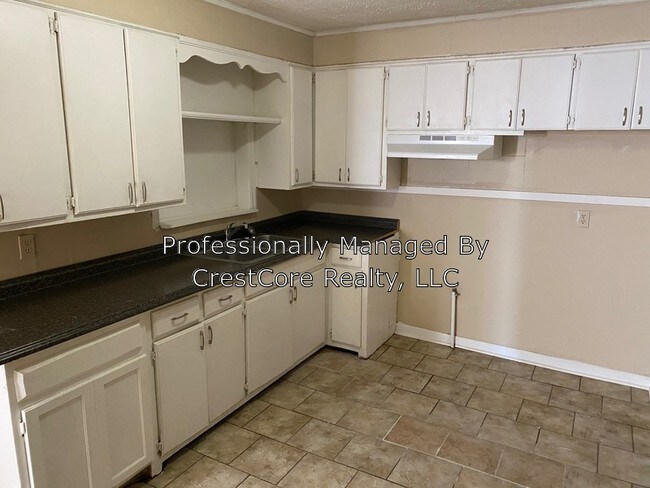 Foto del edificio - 4703 Bowen Ave