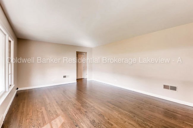 Building Photo - 304 E Golf Road , Mount Prospect , IL , 60056