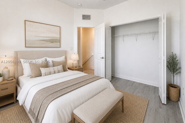Foto del edificio - 2637 SE 12th St