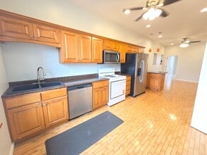 Building Photo - 3134 Arsenal St