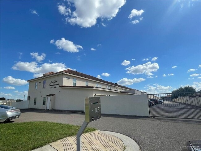 Building Photo - 1412 Keeton Ave