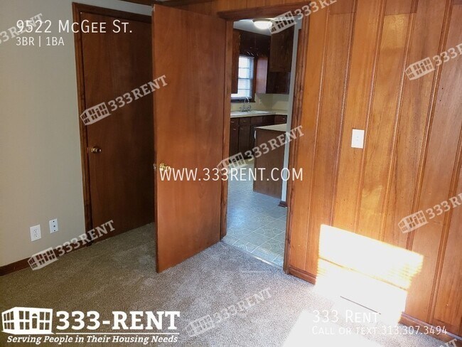 Foto del edificio - 9522 McGee St