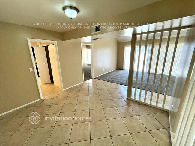Building Photo - 3531 W Vogel Ave