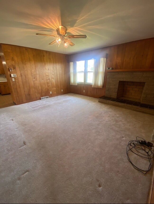 107 Roscoe Fitz Rd, Johnson City, TN 37615 House Rental in Johnson