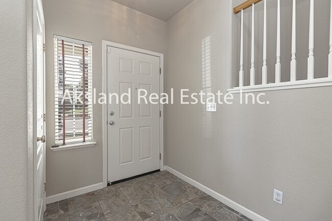 Building Photo - Manteca