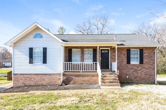 Building Photo - 121 Lee Ct