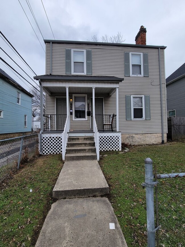 Building Photo - 866-868 Ellsworth Avenue