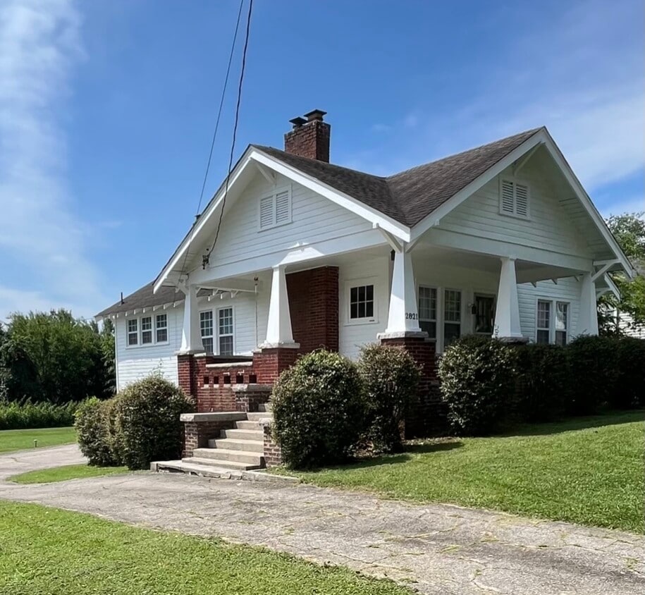Foto principal - 2821 Asbury Rd