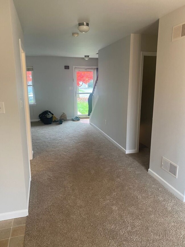 Building Photo - 3 br, 1.5 bath House - 599 WOOD DUCK DRIVE