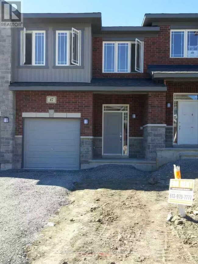 Building Photo - 47 Arkose St