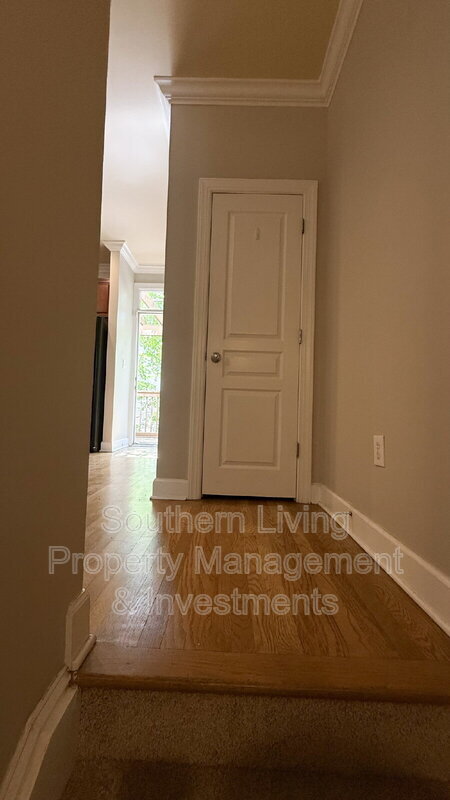 Foto del edificio - 127 S Sycamore St