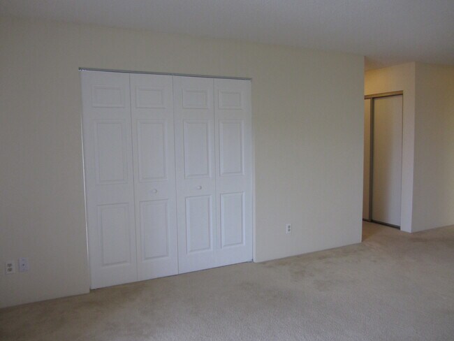 Living Room - 13800 E Marina Dr