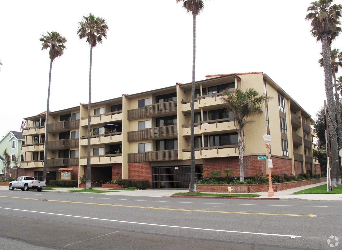 Primary Photo - Ocean Gate Vista Apartments