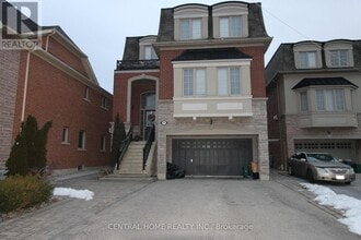 Building Photo - 73 Headwater Crescent