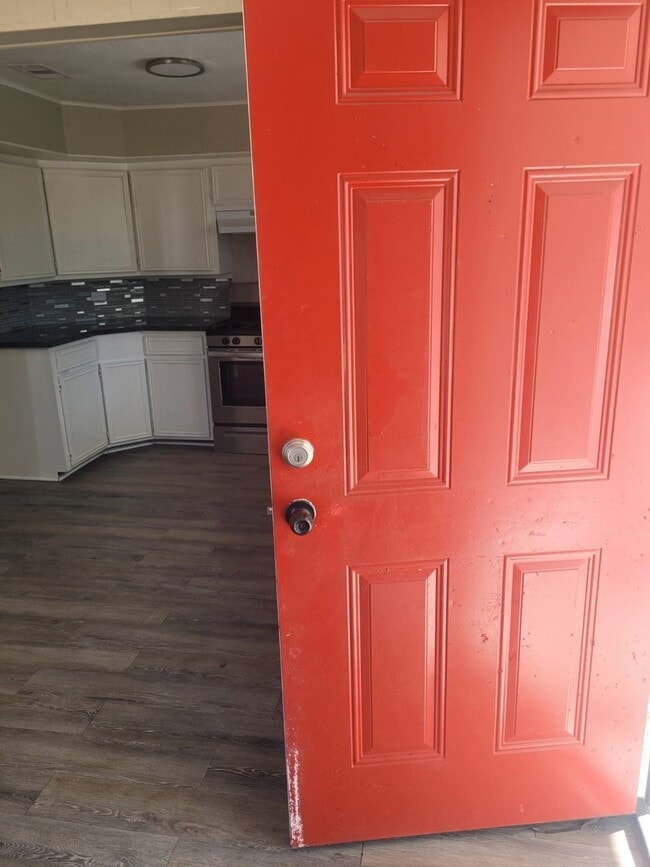 Building Photo - 104 Co Rd 2401