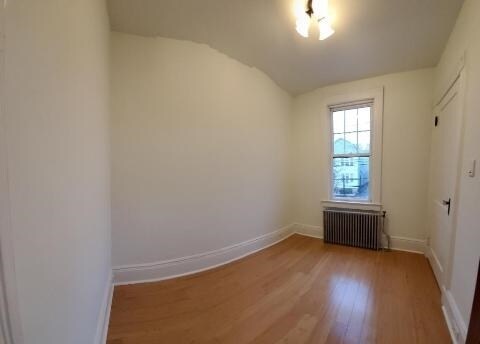 Building Photo - 121 Nelson Ave