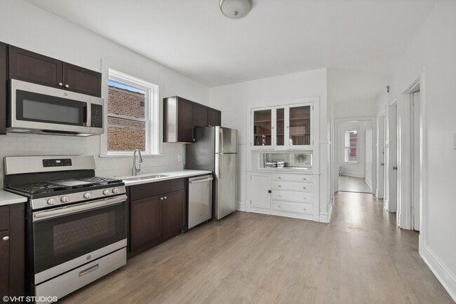 Building Photo - 3115 N Davlin Ct