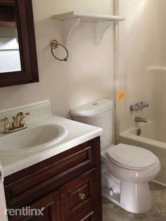 Building Photo - 4 br, 2 bath House - 6101 Walderbrook Rd