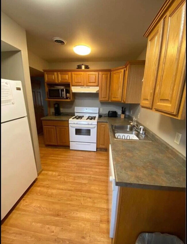 Building Photo - 473 Overlook Ct