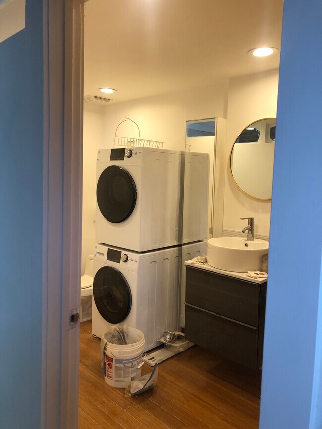 Coming Soon - Laundry - 1141 E 5th St