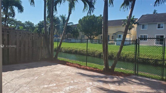 Building Photo - 27510 SW 138th Path