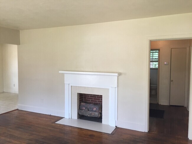Foto del edificio - **ON HOLD**Midtown Columbus, GA 3 Bedroom ...