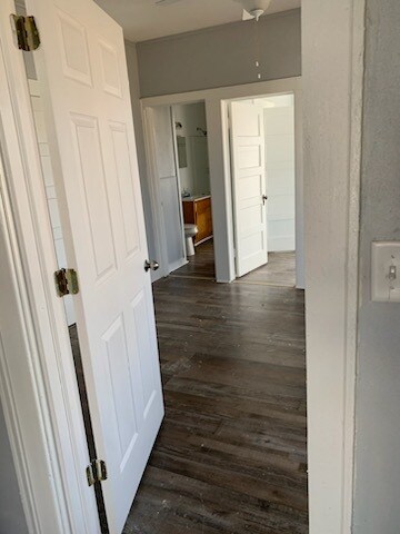 Building Photo - 1616 D St N