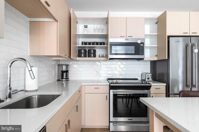 Foto del edificio - 2121 First St SW
