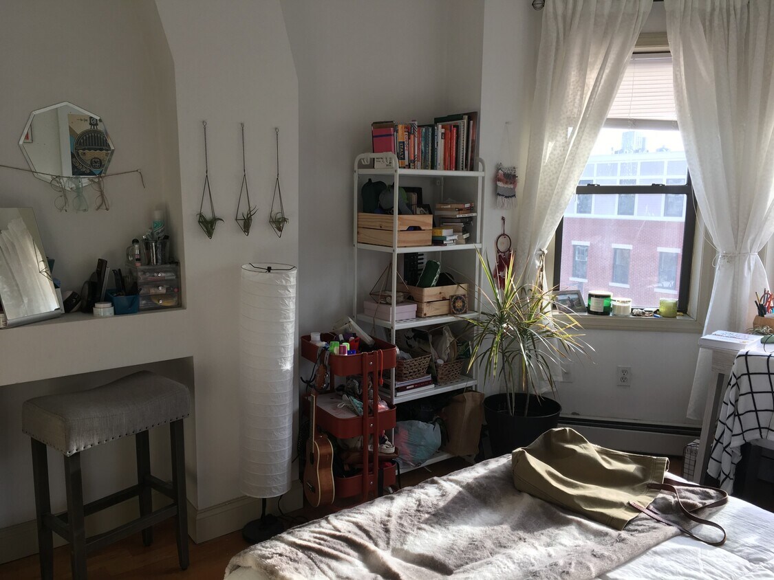 Primary Photo - 102 Tremont St