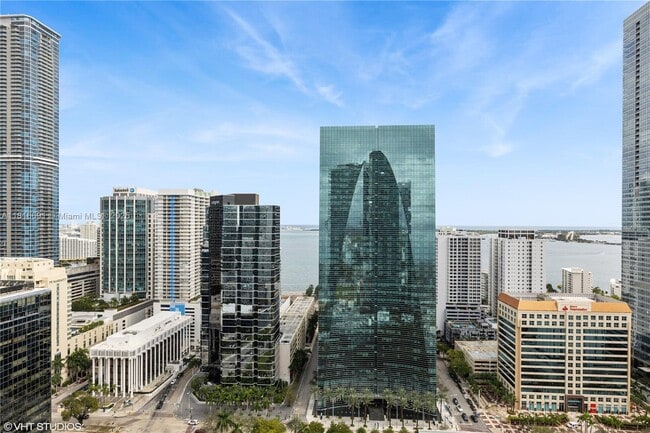 Building Photo - 1300 S Miami Ave