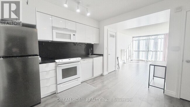 Photo du bâtiment - 15 Iceboat Terr